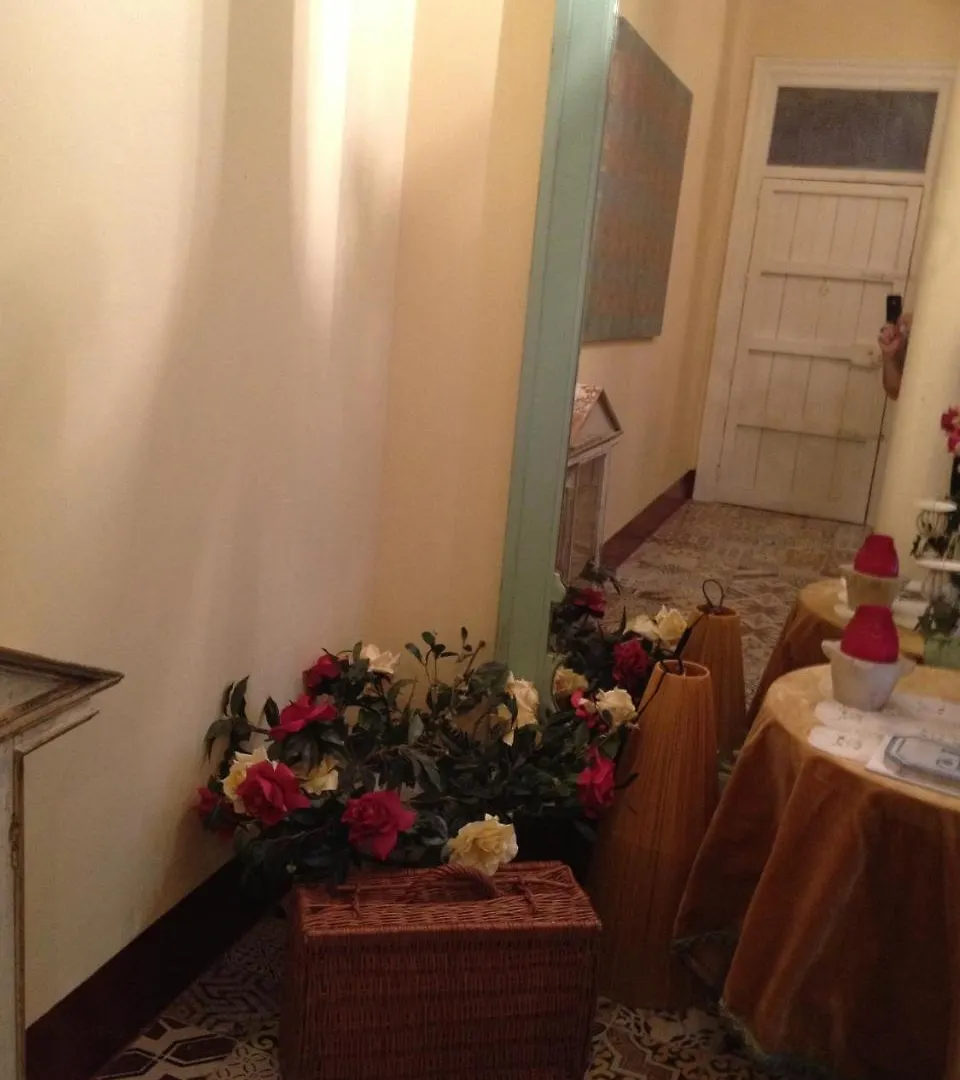 Casa Sant'Anna Daire Palermo 0*,